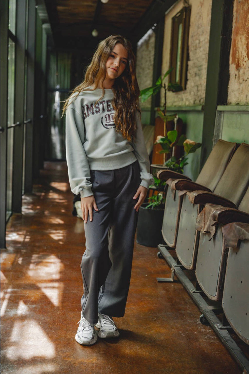 LOOXS loose fit broek grijs melange