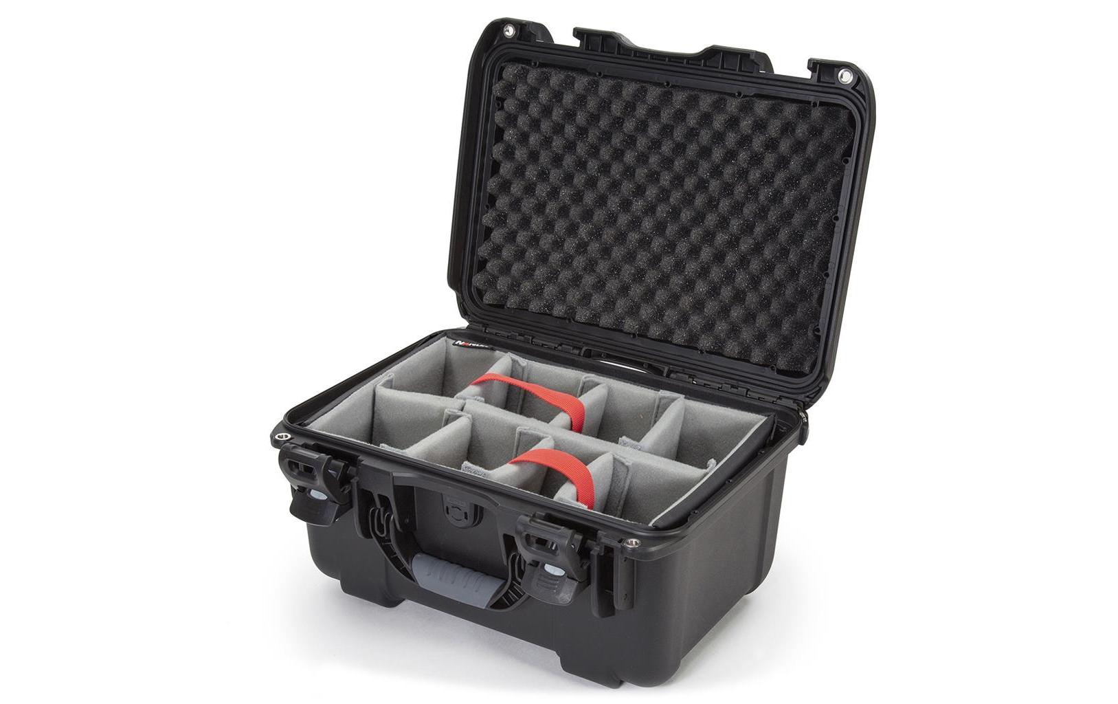 Kunststoffkoffer 918 - mit Trennwand Schwarz<br>Leichter, wasserdichter und robuster Hartschalenkoffer mit Trennwand