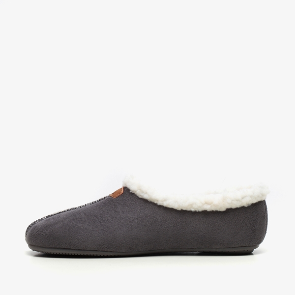 Thu!s gevoerde dames pantoffels