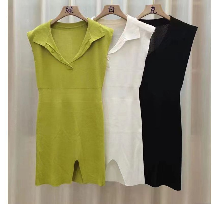 Muezz - Mouwloze effen gebreide mini-polojurk met split