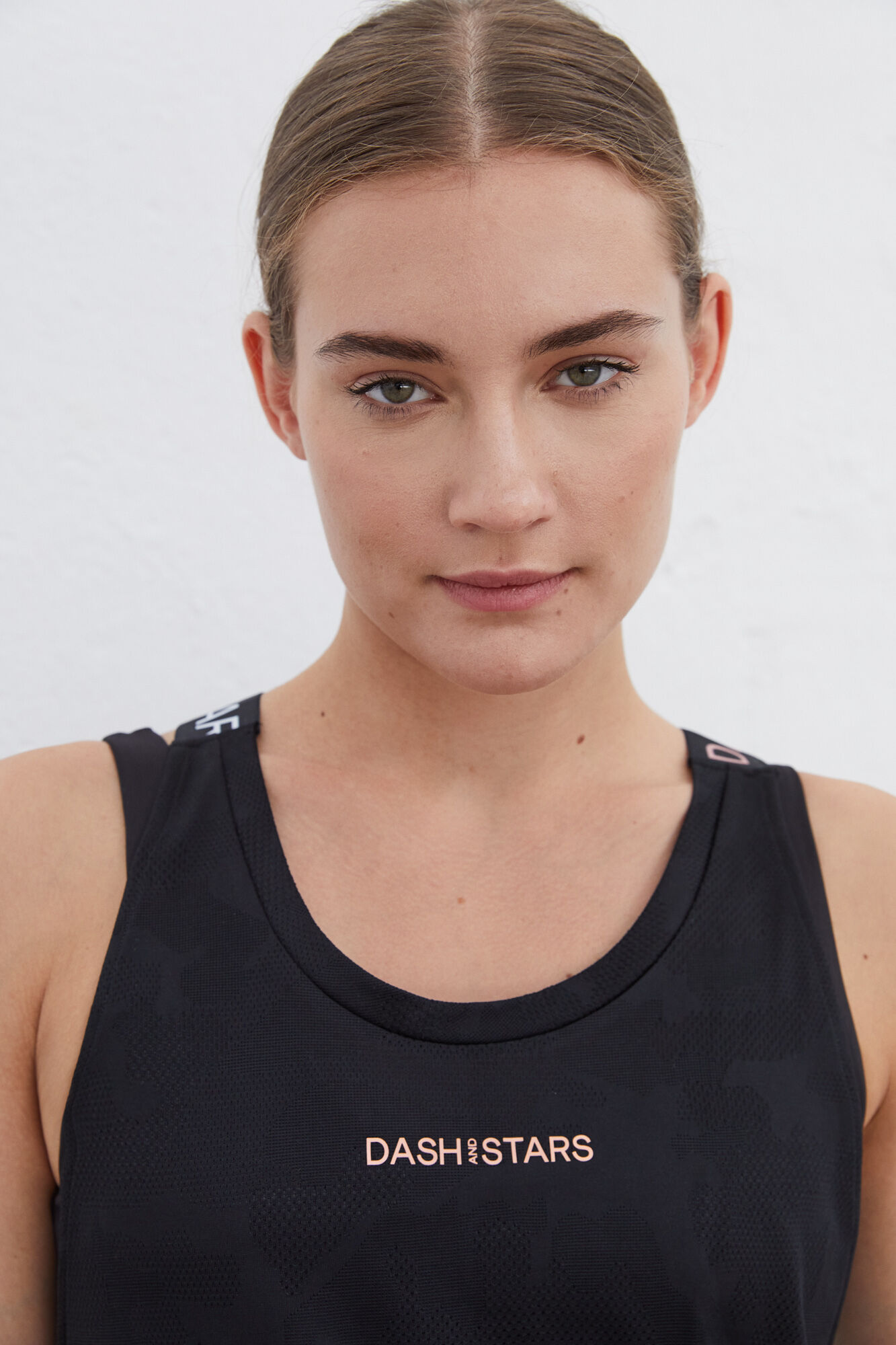 Regata preta estilo halter