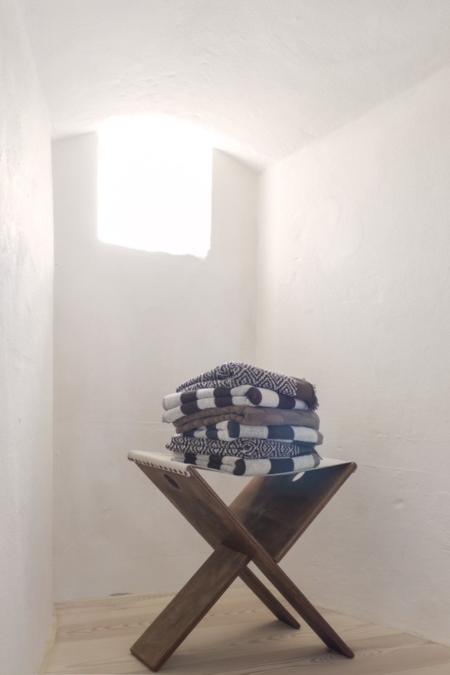 Mette Ditmer - MOROCCO håndklæde - Chocolate / Off-white