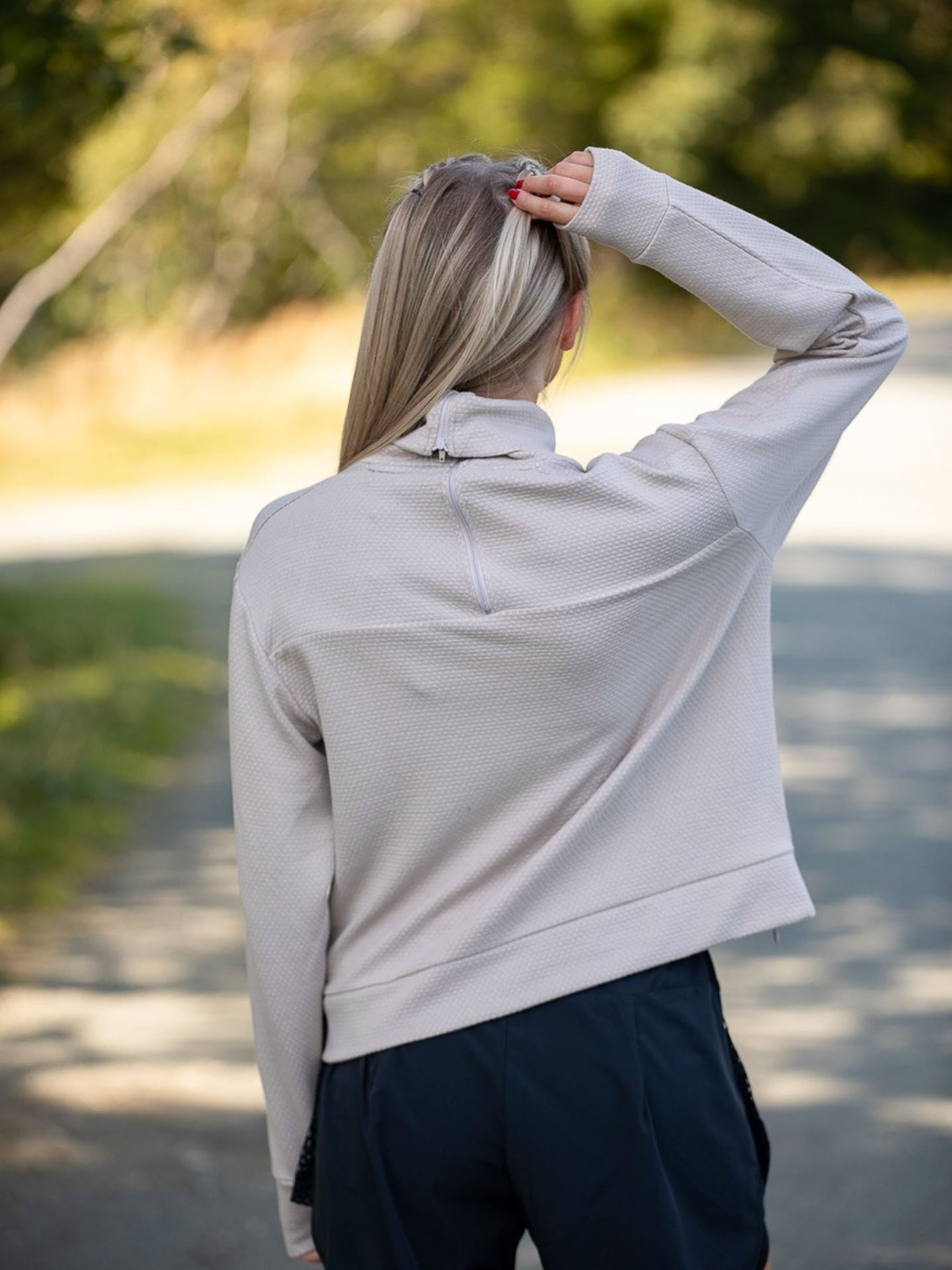Engineered Wide Neck