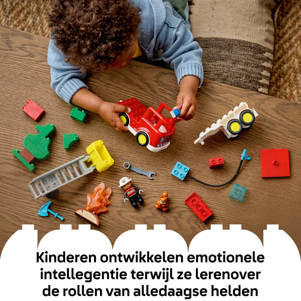 LEGO DUPLO brandweertruck met slang en brandweerman 10473