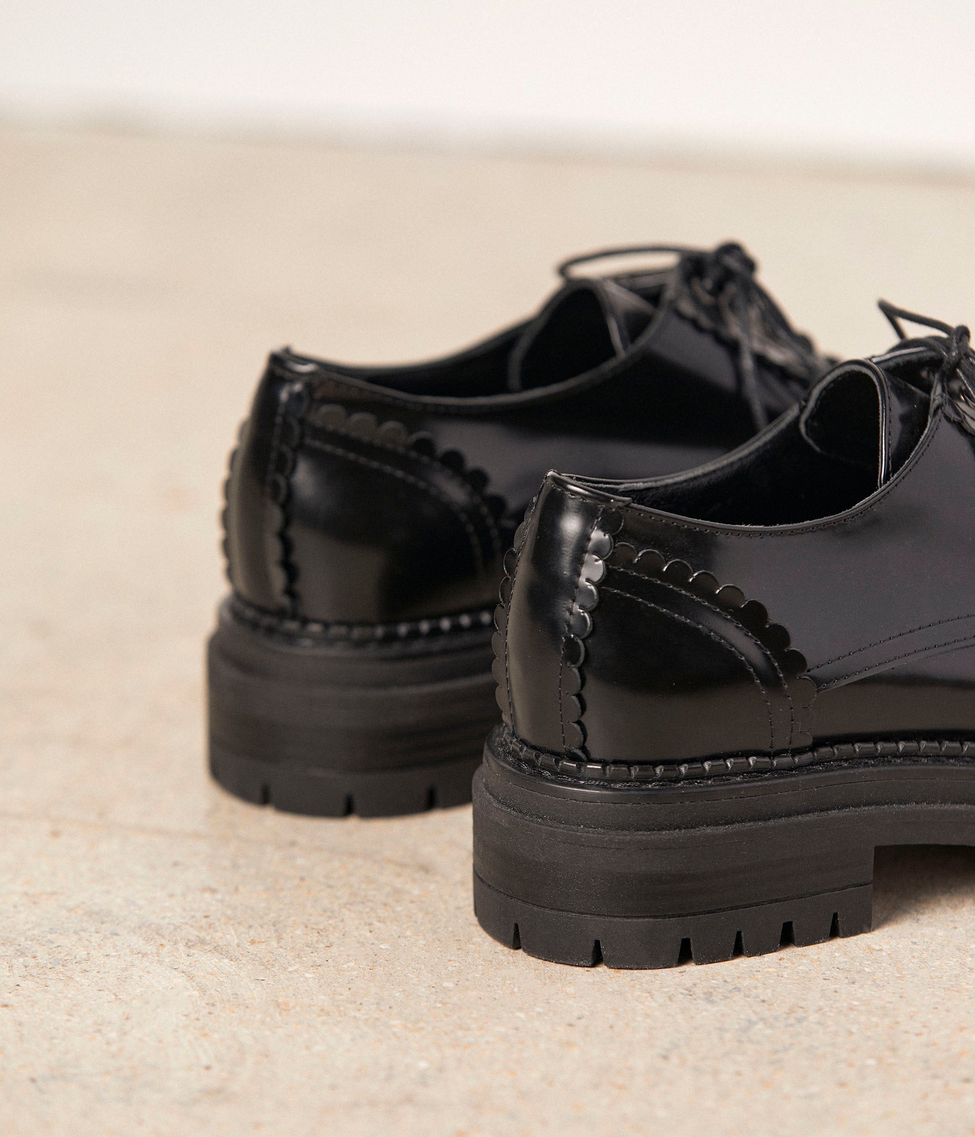 Derbies cuir noir Anelyse