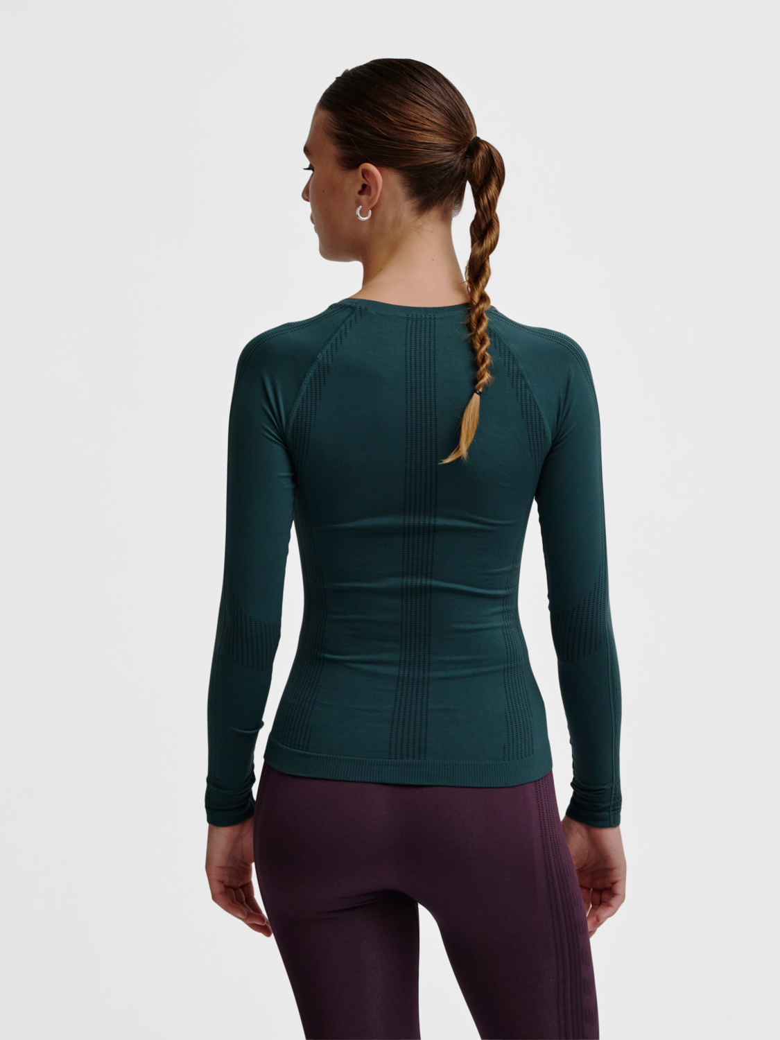 hmlMT SHAPING SEAMLESS T-SHIRT L/S