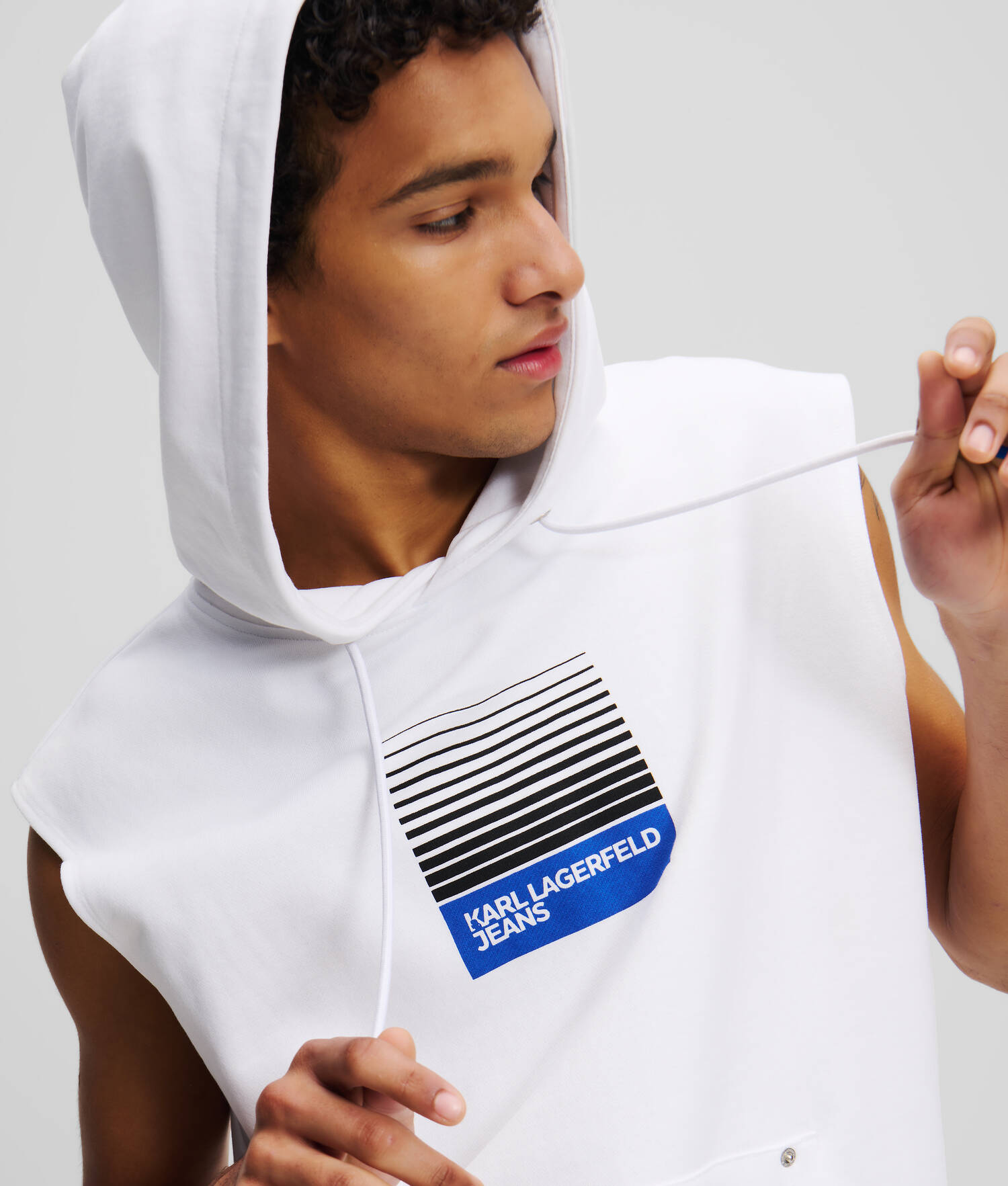 SWEAT À CAPUCHE SANS MANCHE AVEC LOGO ENCADRÉ ESTOMPÉ - Blanc