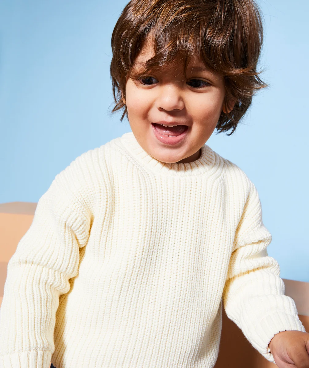 PULL MAILLE BÉBÉ GARÇON EN COTON BIO ÉCRU