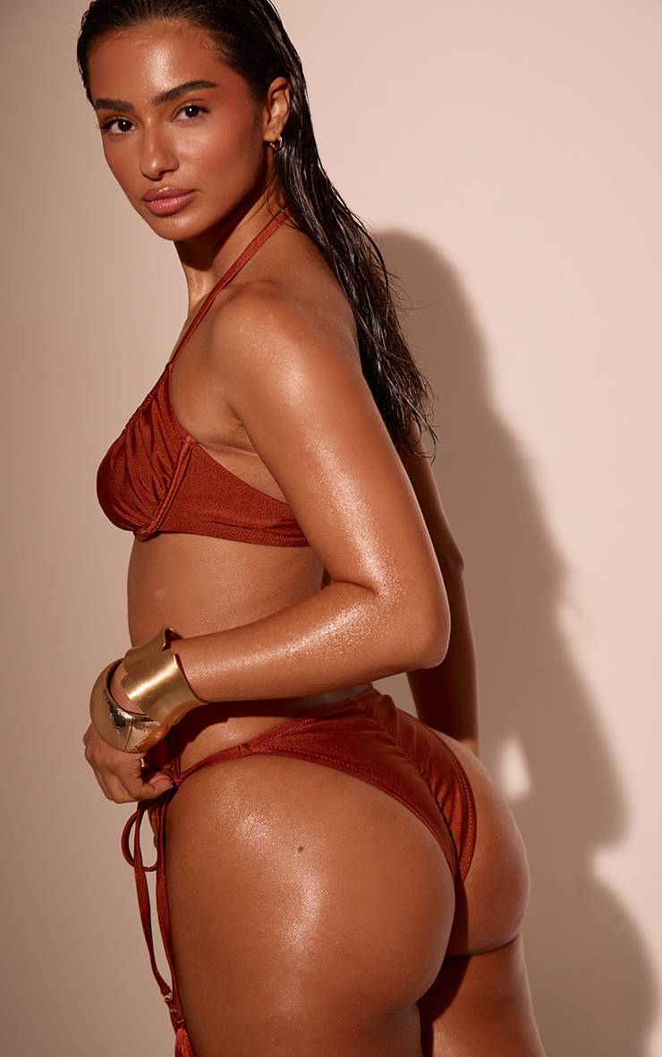 Bronze Haut De Bikini À Armatures Avec Bonnets Froncés