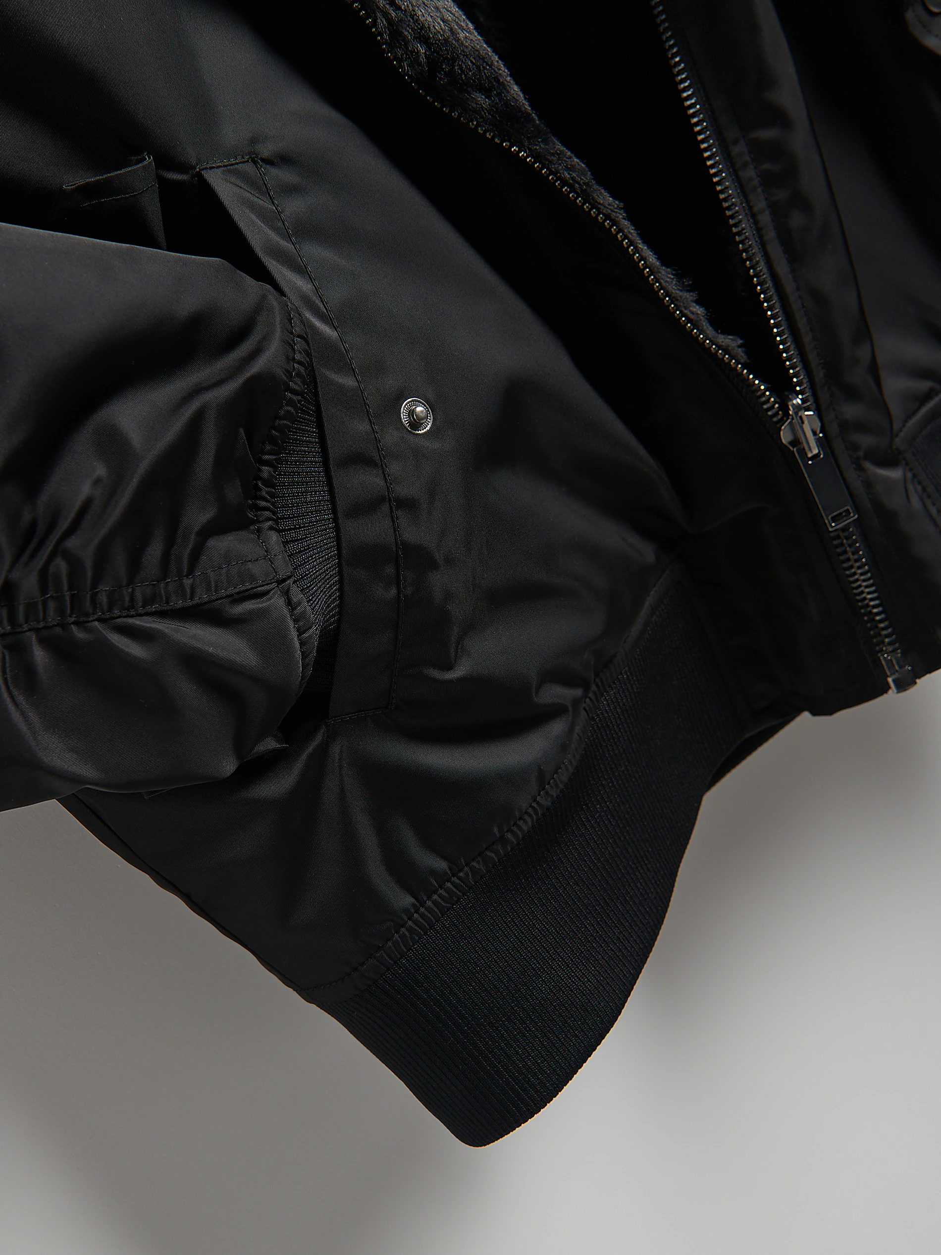 Wende-Bomberjacke