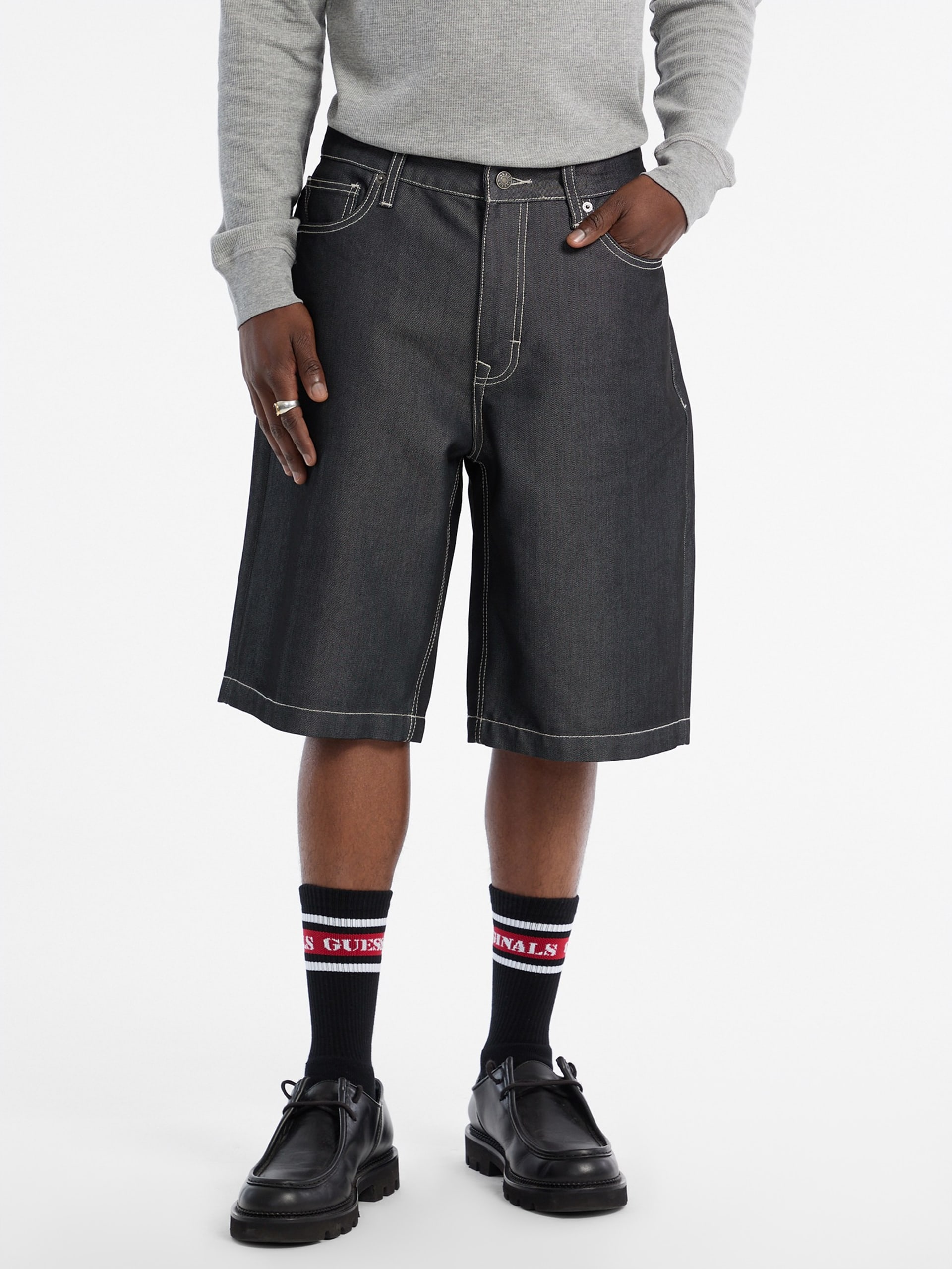 Shorts jeans folgados metalizados da GUESS Originals