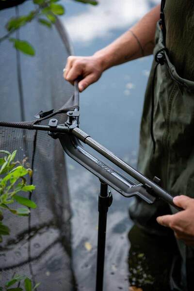 Support d'épuisette Fox Carpmaster Net Safe