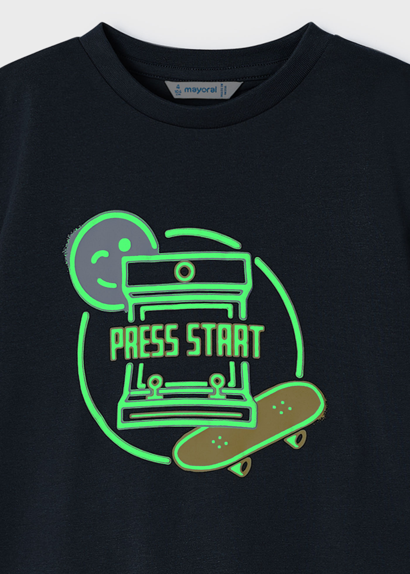Camiseta Better Cotton com estampa luminescente para meninos, branca