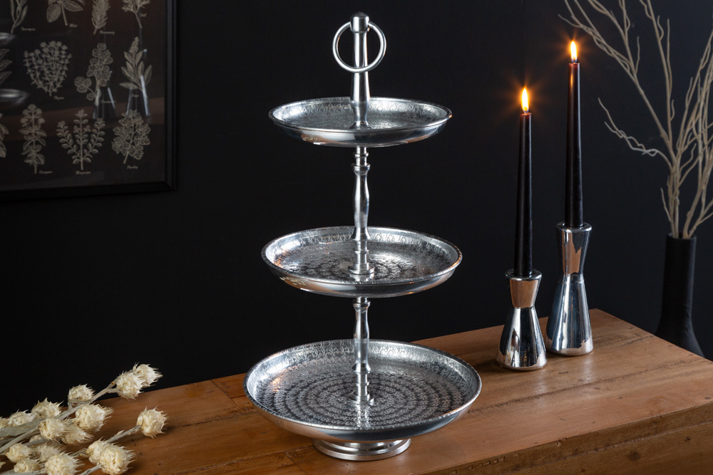 Design Etagere ORIENT 50cm silber im Wild Hammerschlag mit drei Etagen