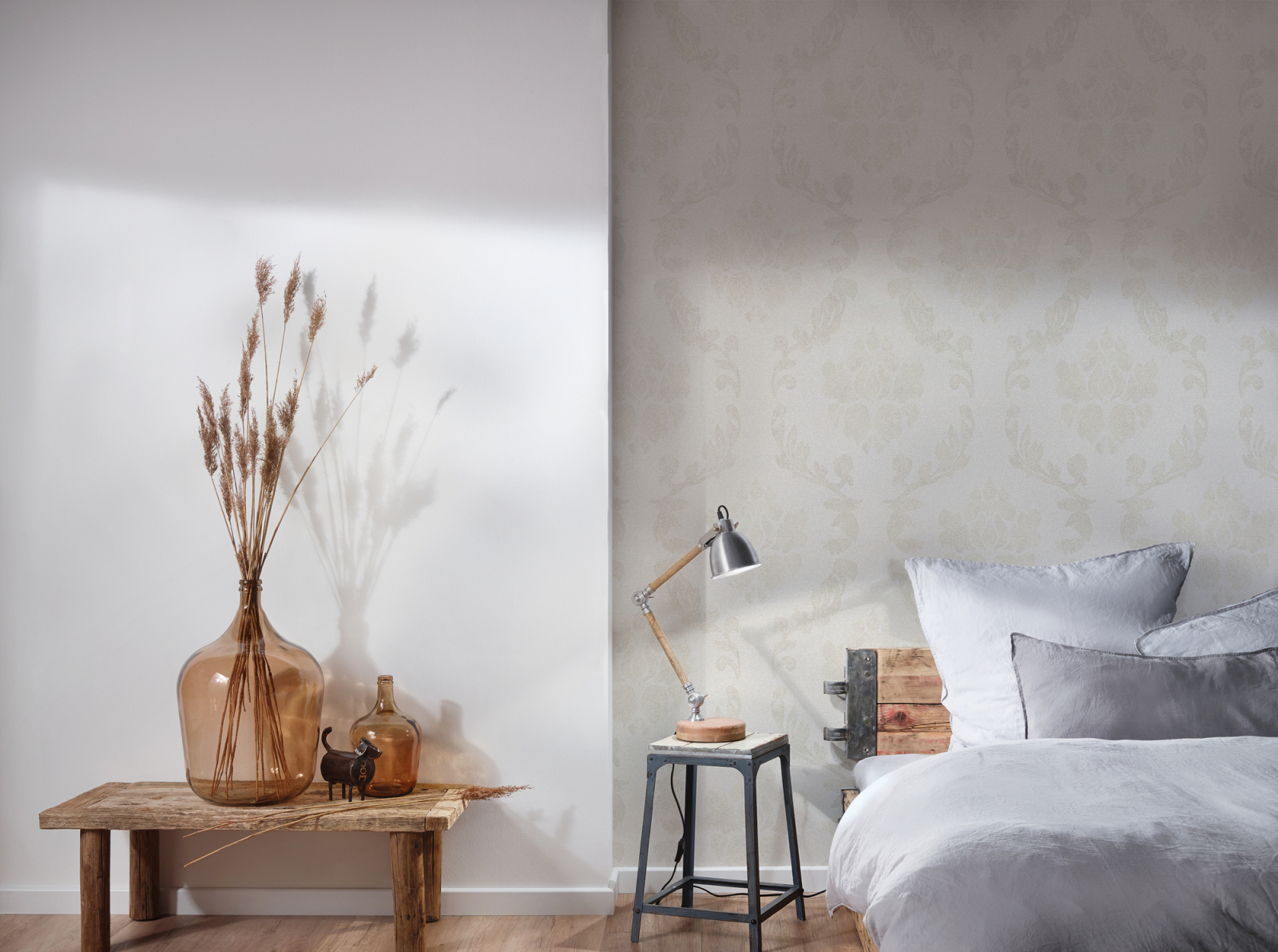 Vliestapete NEW ELEGANCE - beige-creme - 10 Meter