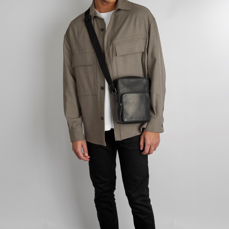 Tyler & Co<br>Crossbody Orlando