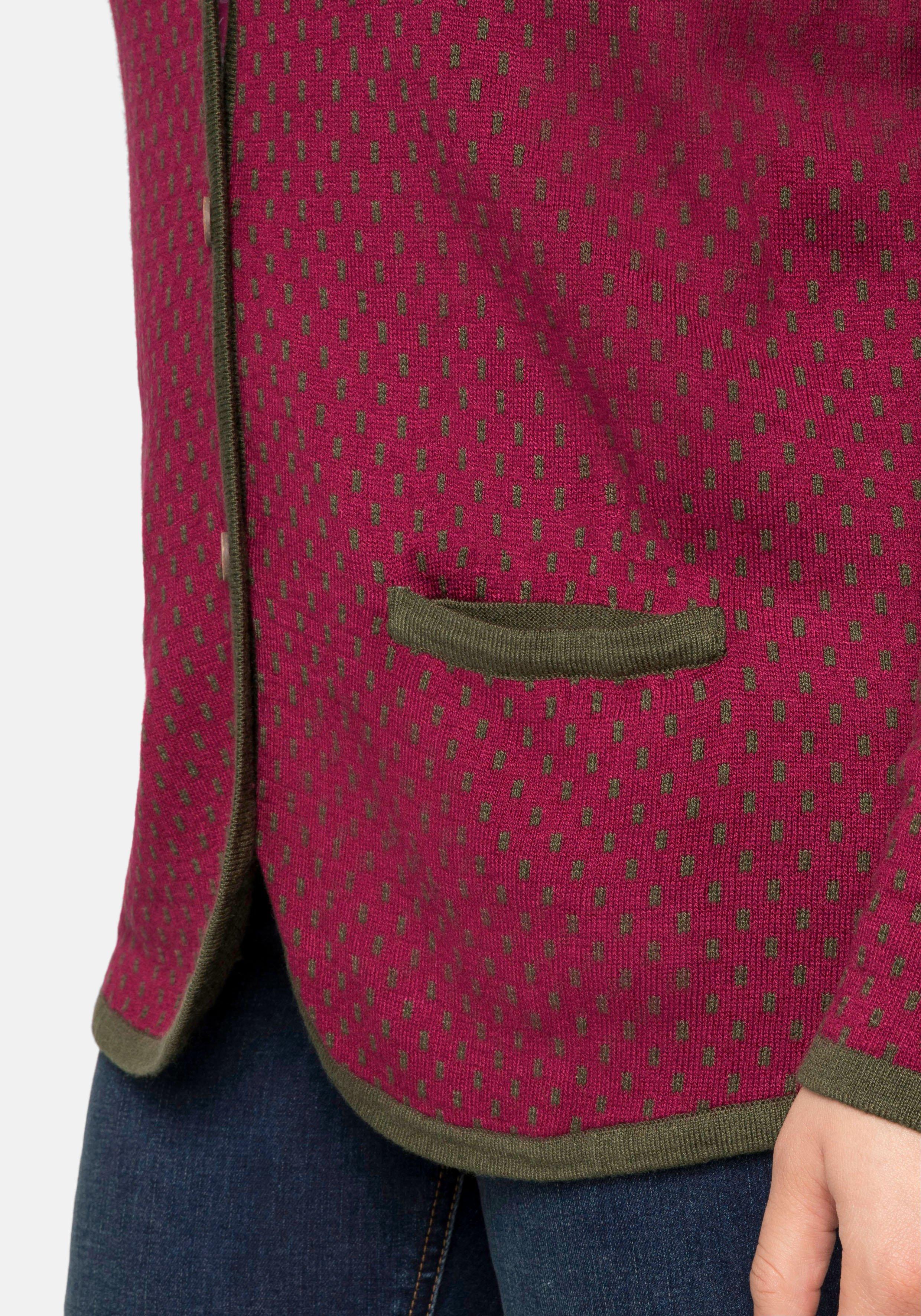 Strickjacke im Trachtenstil, Knöpfe in Holzoptik