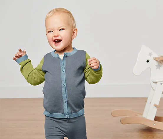 Baby-Strickjacke