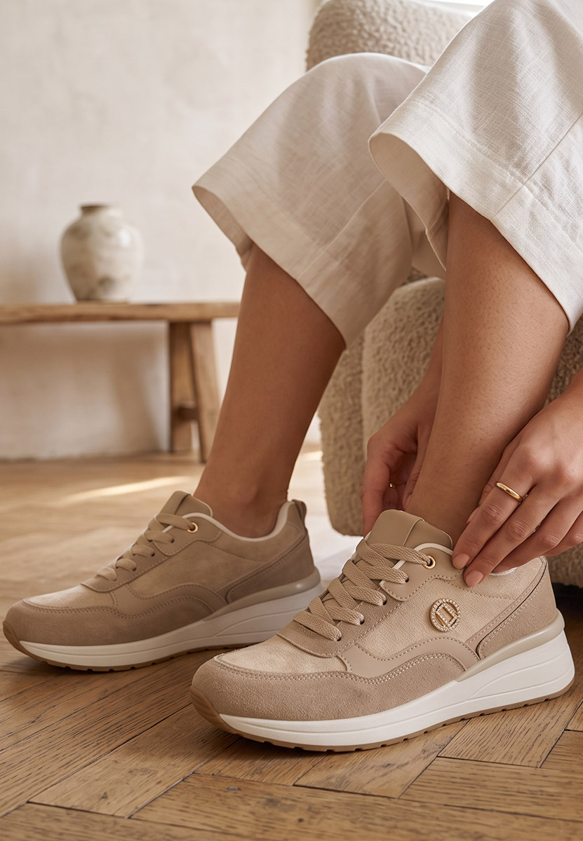 Baskets à plateforme beige Sindya