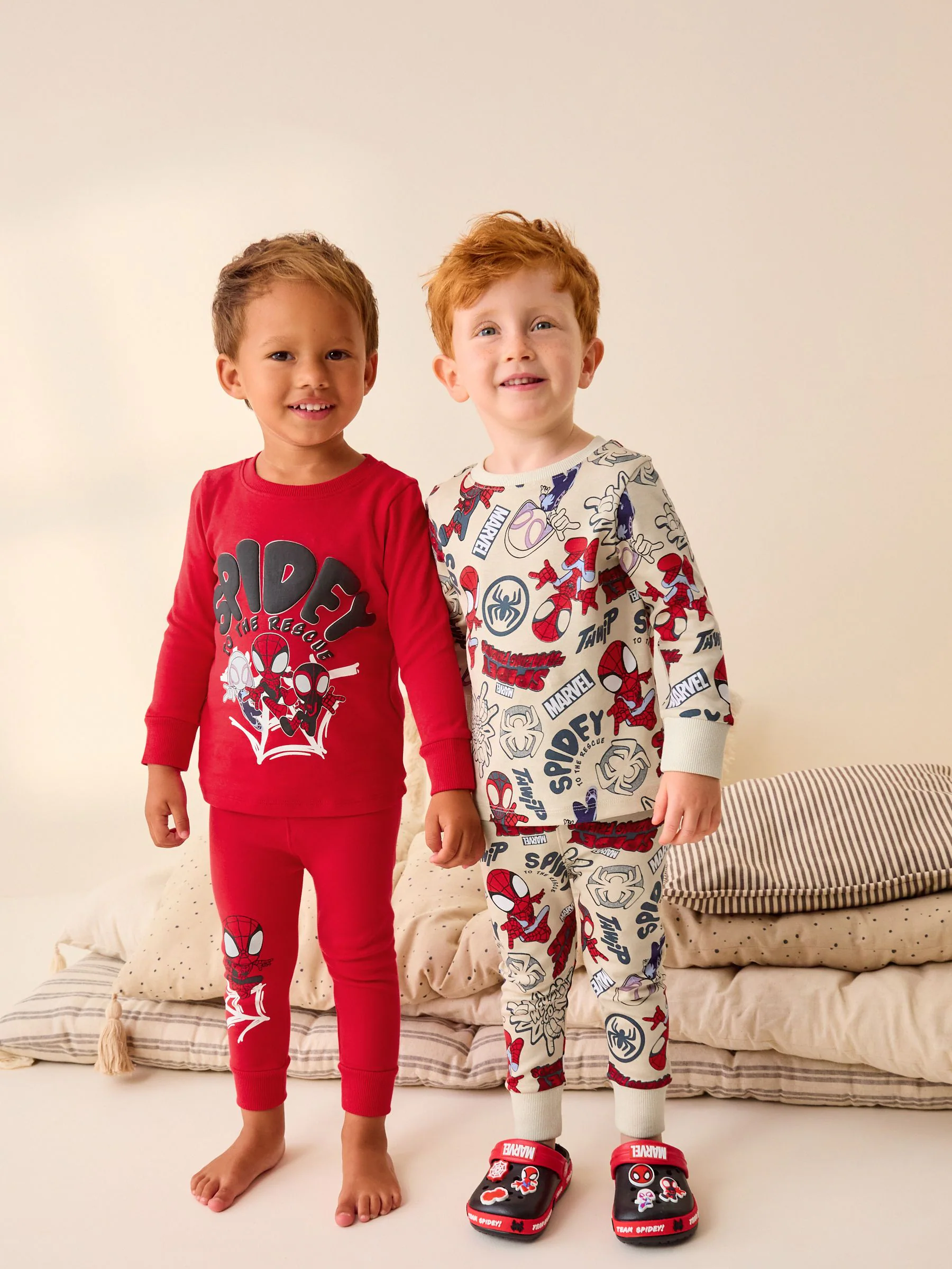 Spidey and Friends, rood/ecru crème - Verpakking van 2 knusse pyjama's (12mnd-8jr)