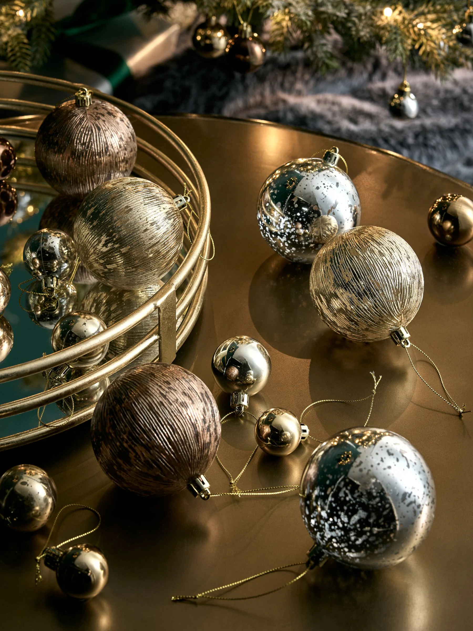 Set van 50 onbreekbare kerstballen