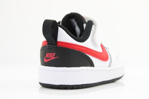 Nike Sneaker