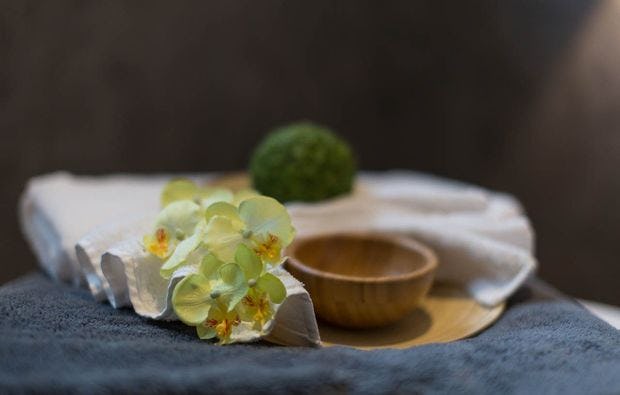 Floating mit Massage als entspanntes Geschenk