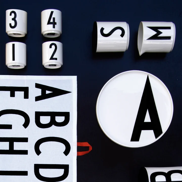 Design Letters - AJ Porzellan Becher I, schwarz
