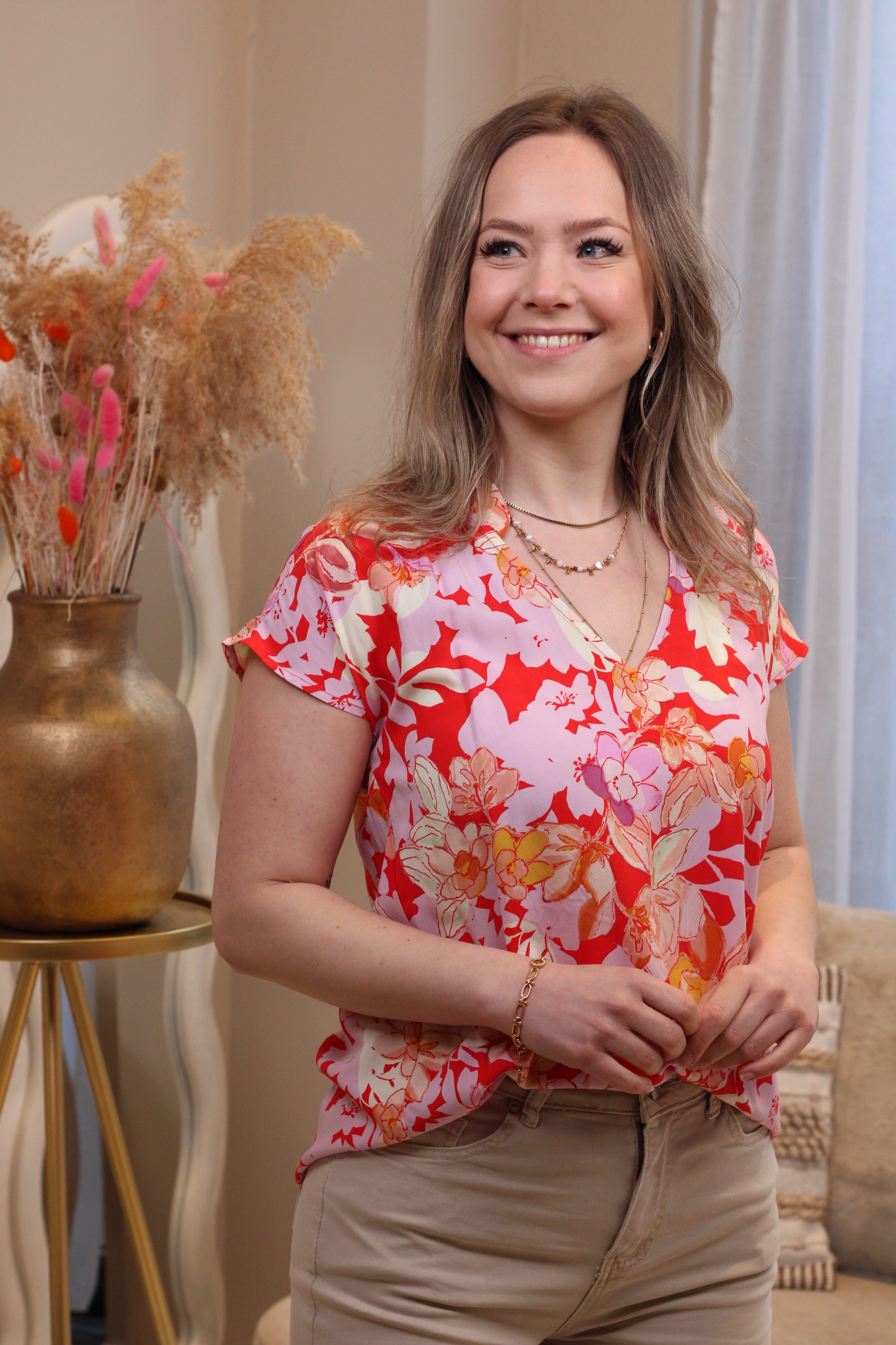 Culture - Audrey Bello Capsleeve - Red/Pink Flower