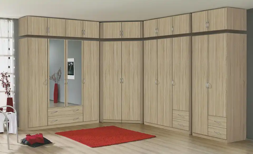 Kleiderschrank Case