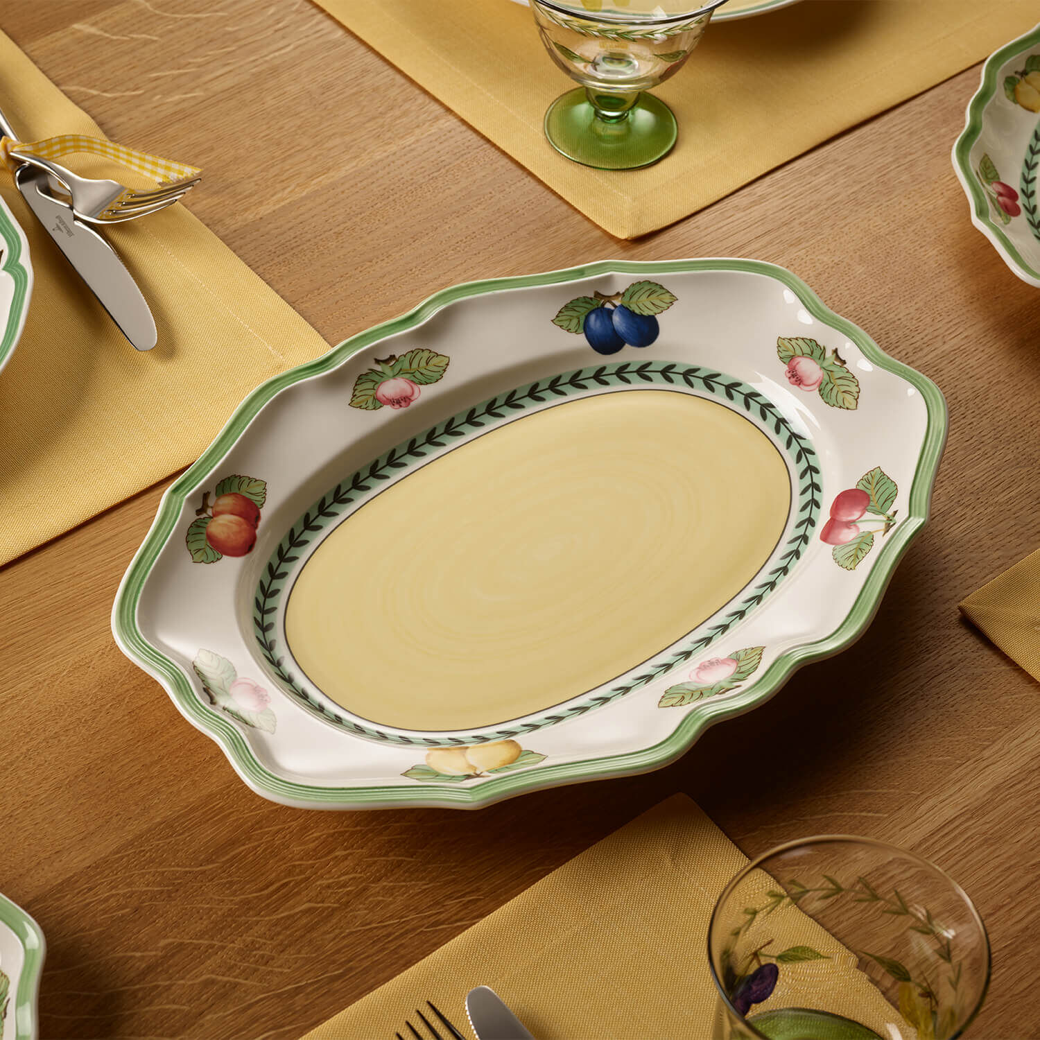French Garden Serving tray Multi-colored, 14.5'' x 10.4'', Premium Porcelain