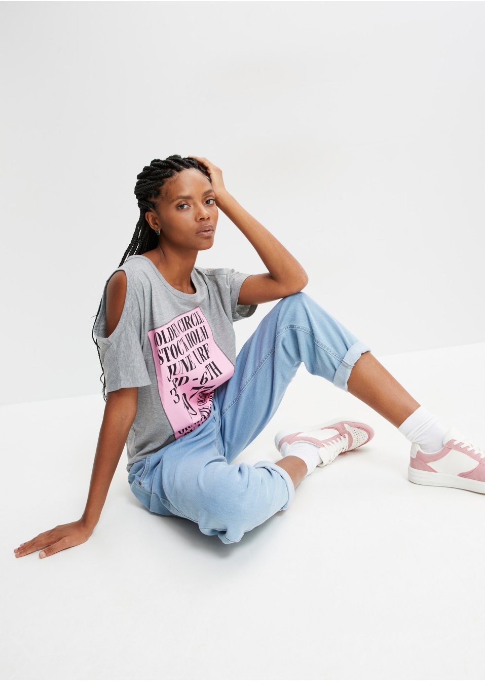 T-shirt avec découpes