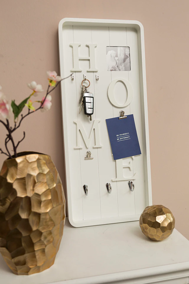 Myflair Möbel & Accessoires Memoboard »Valerina, weiss« Schlüsselbrett, mit Klemmen & Haken, mit Schriftzug