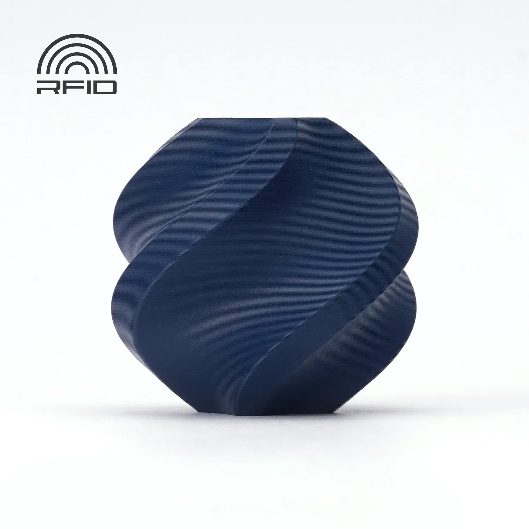 Bambu Lab  PLA Matte Dark Blue, Refill (1.000 g)    Leicht zu druckendes PLA mit mattem Finish in Dunkelblau