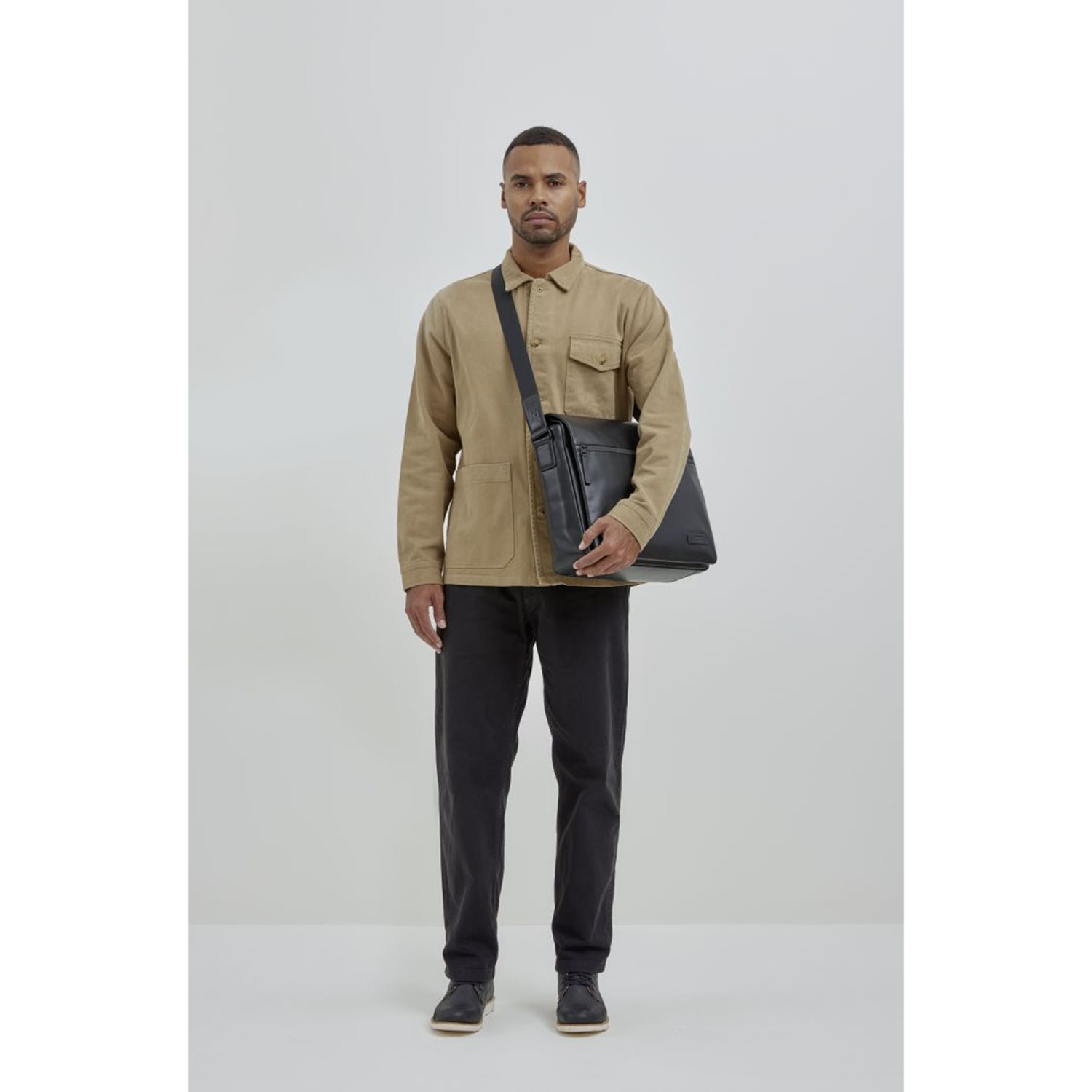 Jost Aarhus Shoulderbag L black