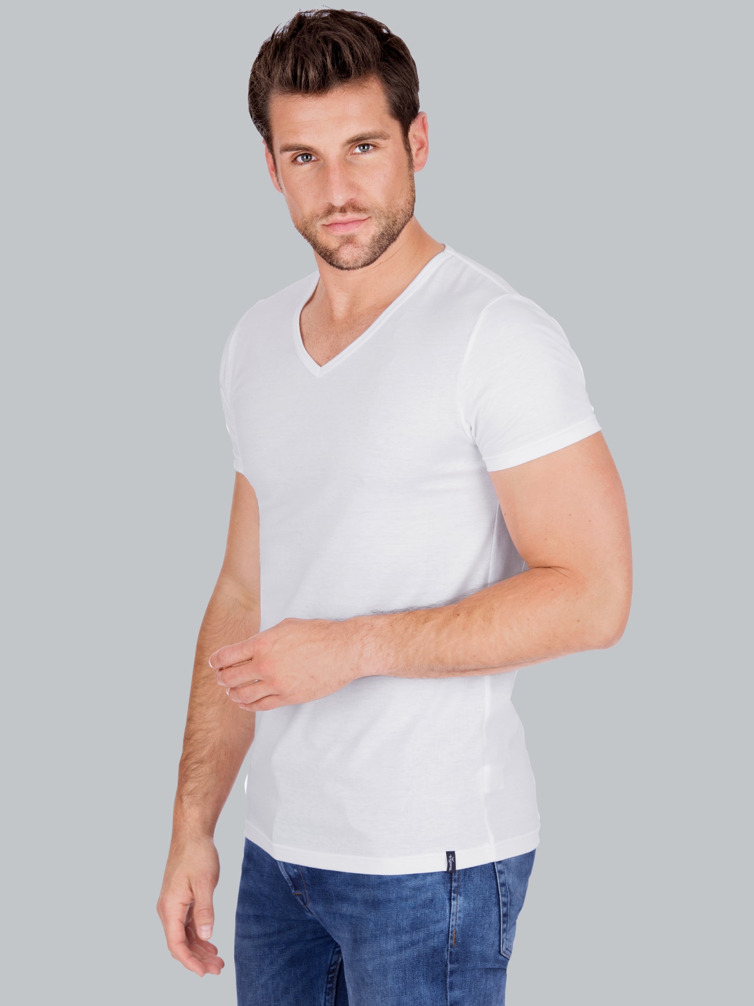 V-Shirt Slim Fit Weiss