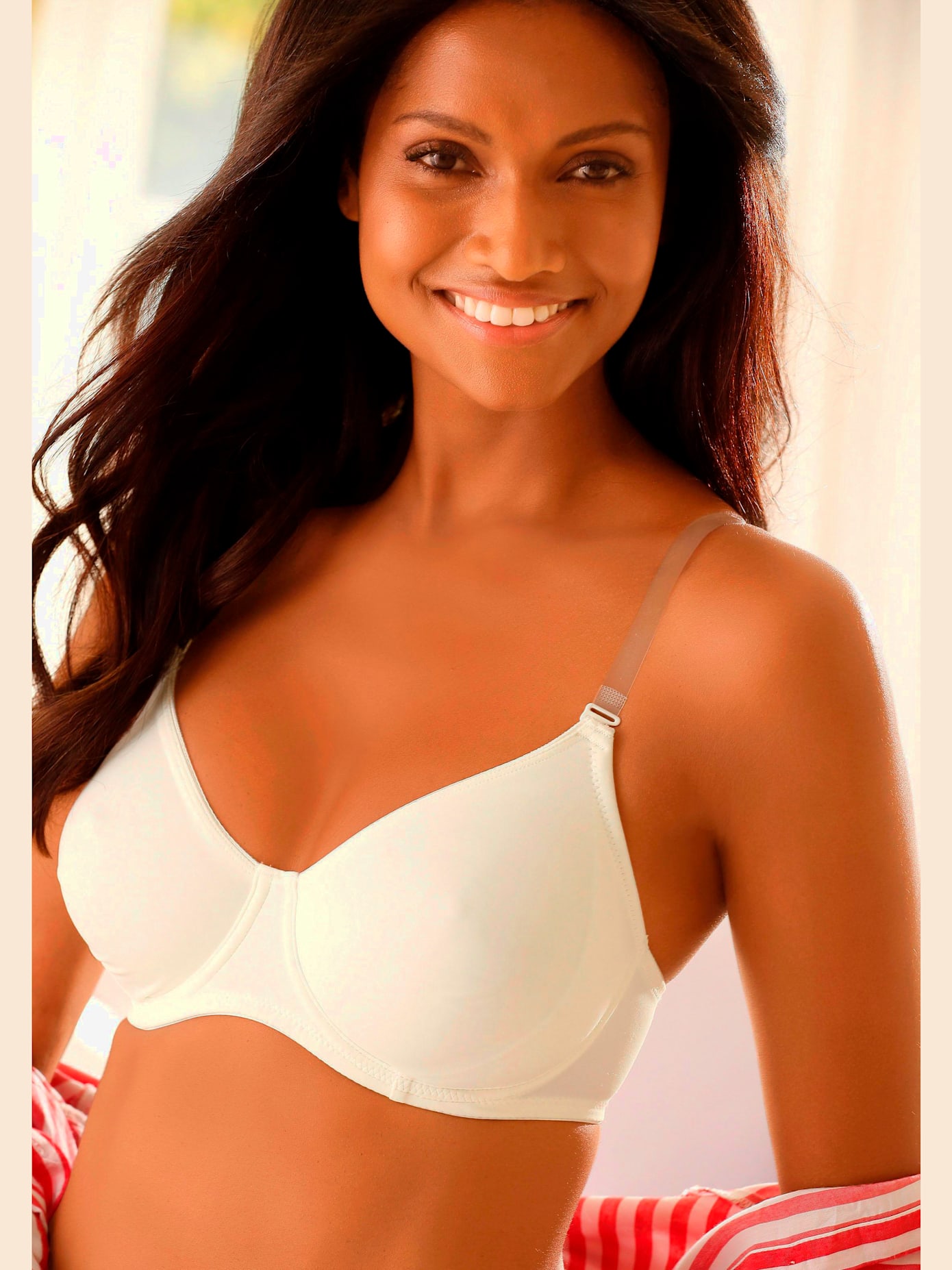 Soutien-gorge spécial t-shirt soutien-gorge classique à armatures avec bretelles interchangeables tendance