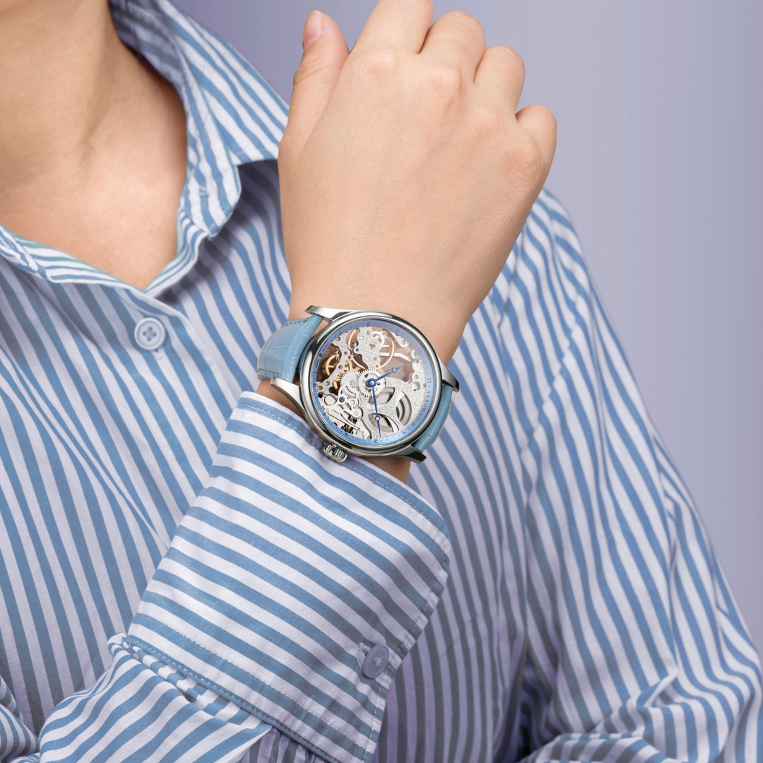 Aerowatch Renaissance Skeleton Lady Blau