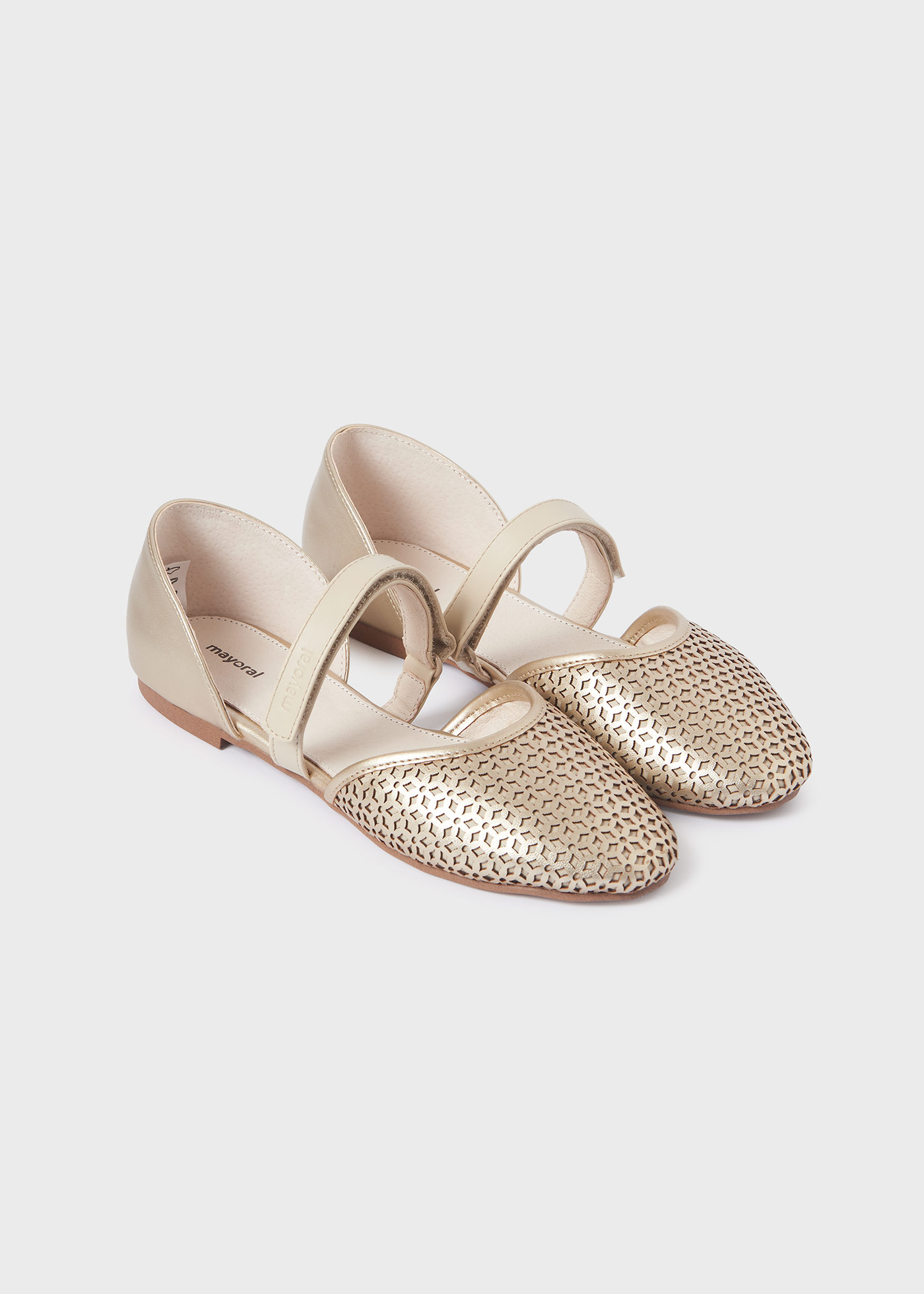 Sapatilha aberta com fecho de velcro para meninas