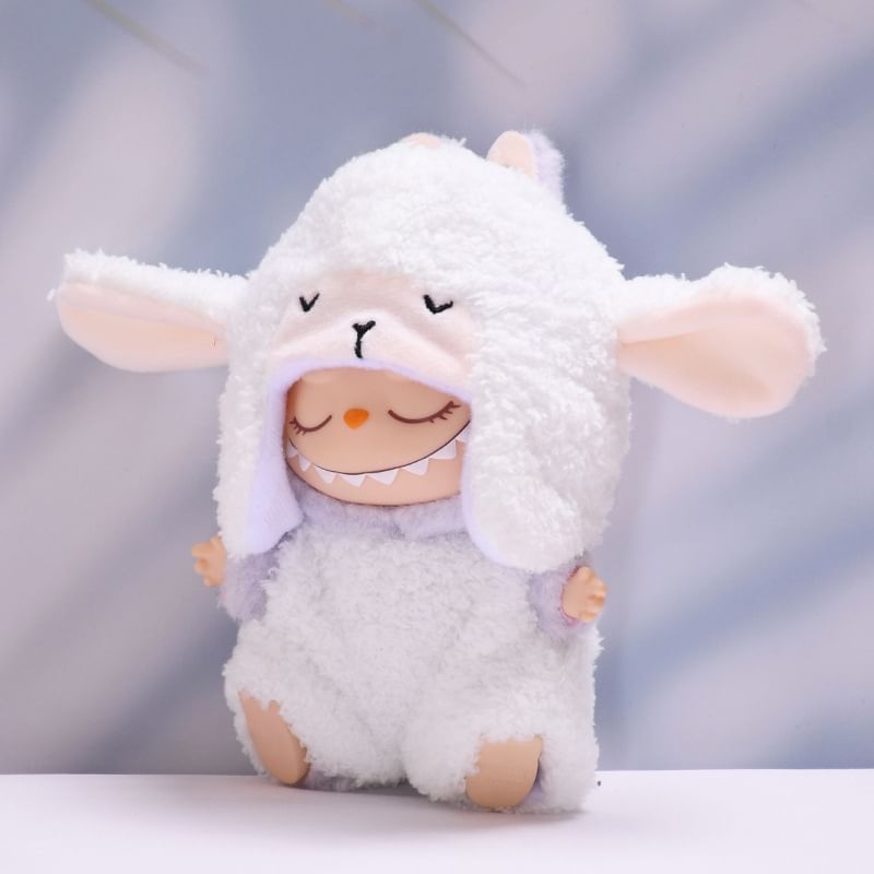 Miumi - Set: Dierenschaap Hoed + Kostuum Poppenkleding - 17cm
