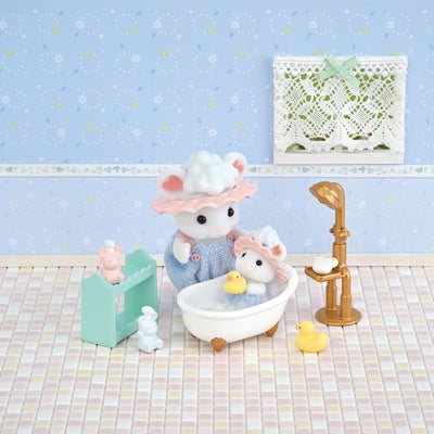 Sylvanian Families Figursett Mus med Badesett