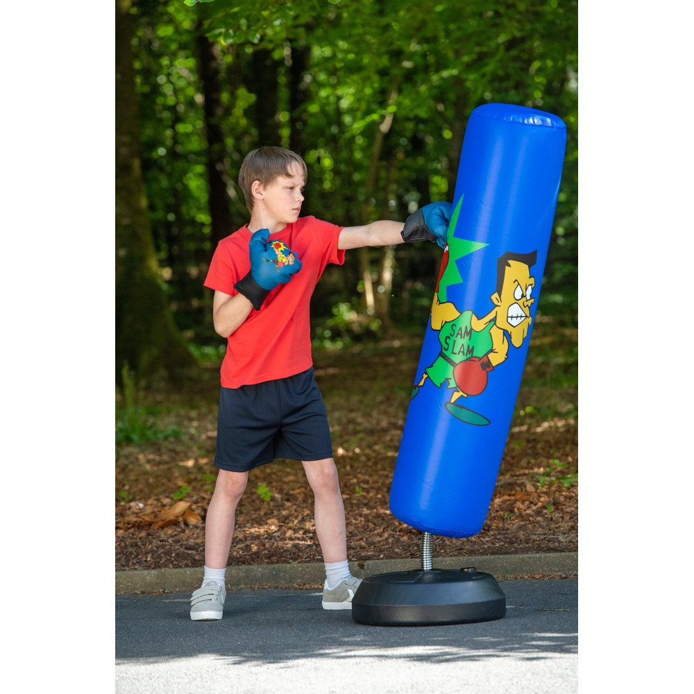 Boxständer mit Handschuhen