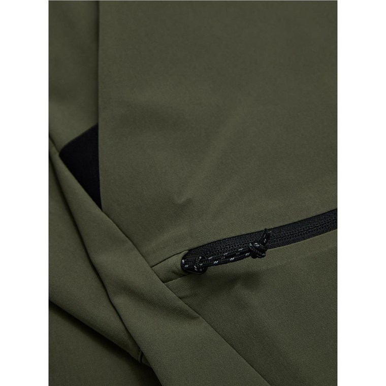 Peak Performance M Scale Softshell Pants Pine Needle