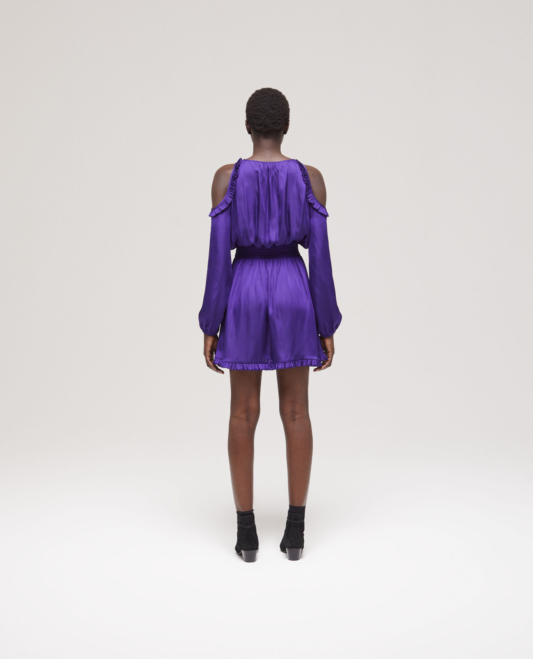 Robe courte à volants violette