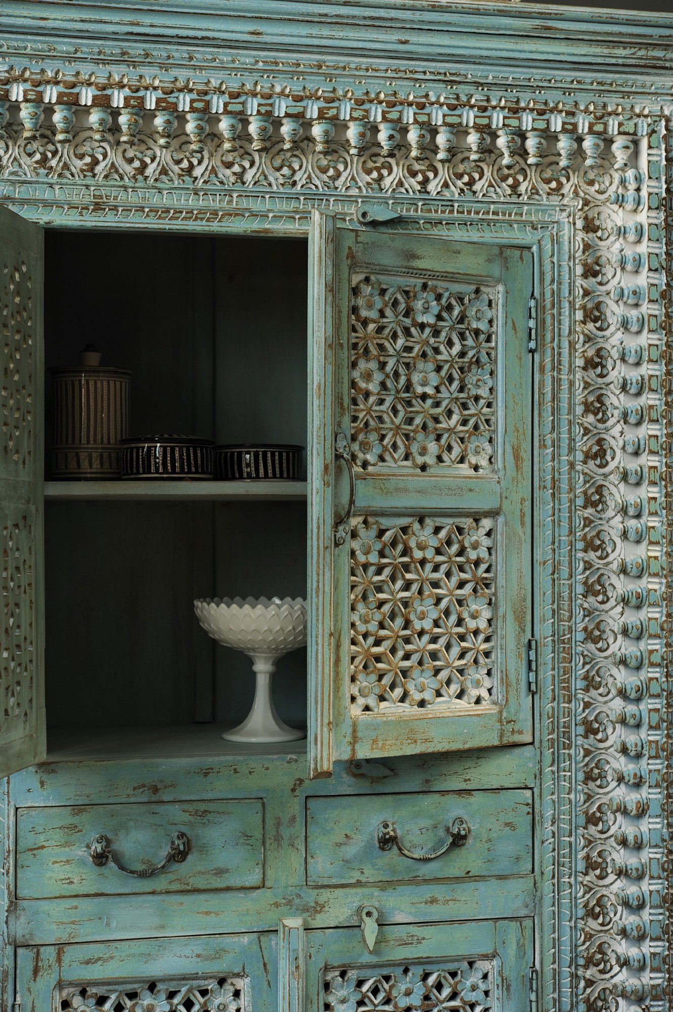 Schrank 'Almirah', blau, H 190 cm, B 115 cm, L 41 cm von fischer's lagerhaus