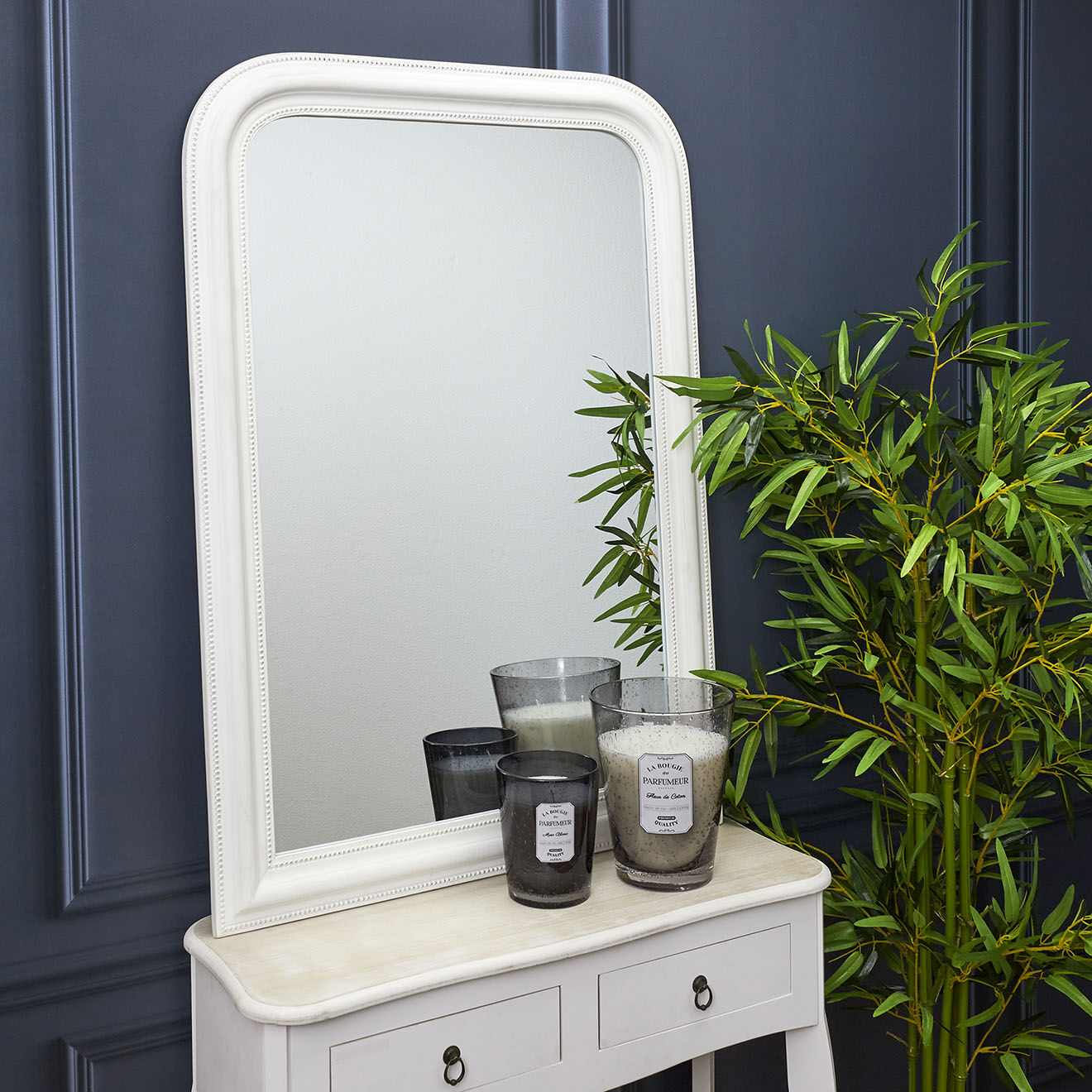 Home Deco Factory Miroir déco moulure blanc - 74x104 cm