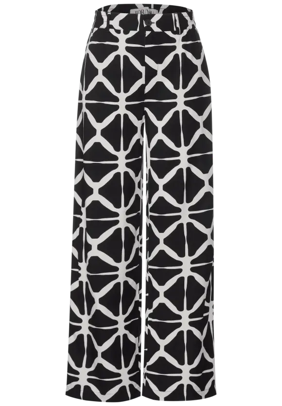 Loose Fit Print Hose - Black
