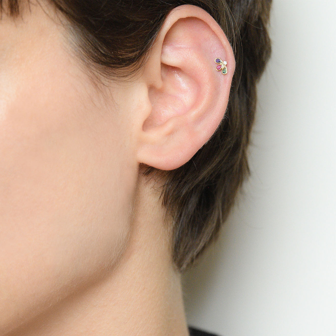 Instant d'Or Boucle d'oreille de cartilage unitaire Trio de Pétales Zircones or jaune