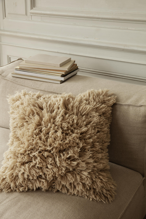Ferm Living Meadow high pile kussen 50x50 light sand