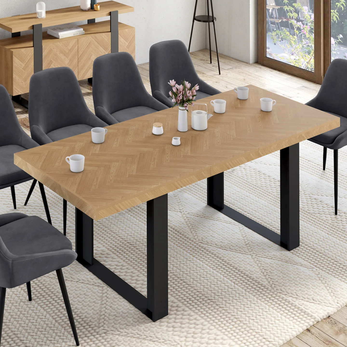 Table à manger extensible rectangle CASSIUS 4-8 personnes effet chevrons et pieds noirs 160-200 cm